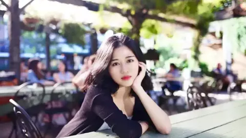 珠峰装电梯谣言